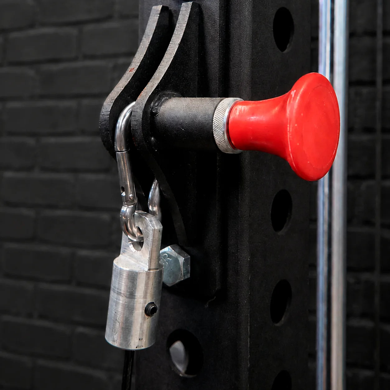 LAT PULL LOW ROW-10