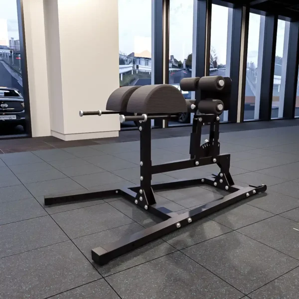 GHD GluteHam Navyfit con estructura reforzada y ajustes ergonómicos para entrenar glúteos y femorales.